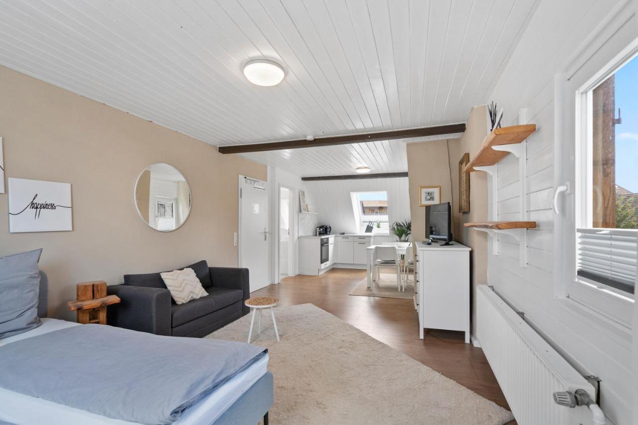 Second Home - Ferienwohnungen Fischbach Friedrichshafen Ngoại thất bức ảnh