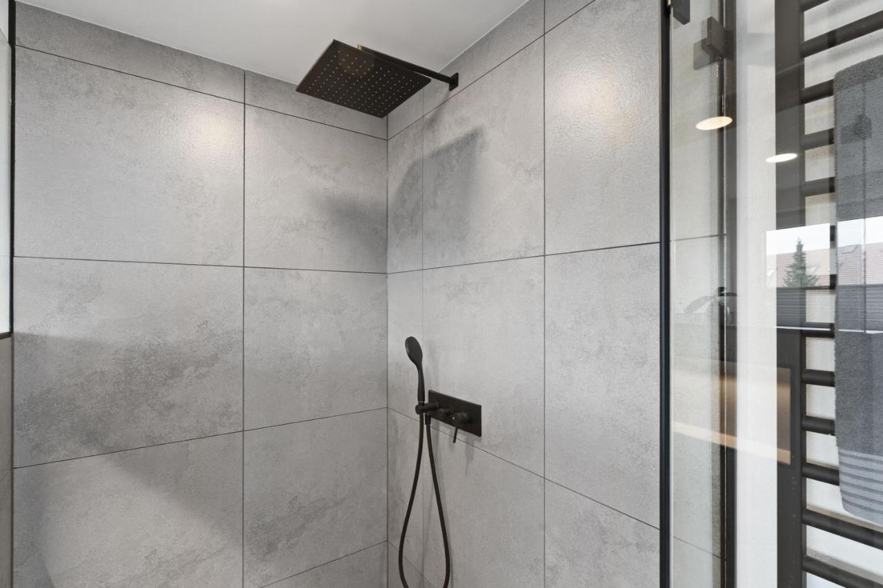 Second Home - Ferienwohnungen Fischbach Friedrichshafen Ngoại thất bức ảnh